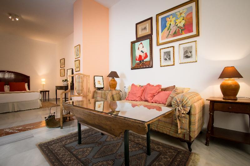 Holidays2Malaga Suites — Fotos 1